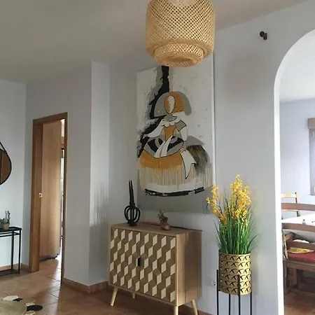 Holiday home Casa Entera Cerca De Santiago- Lugar De Biduido Ames